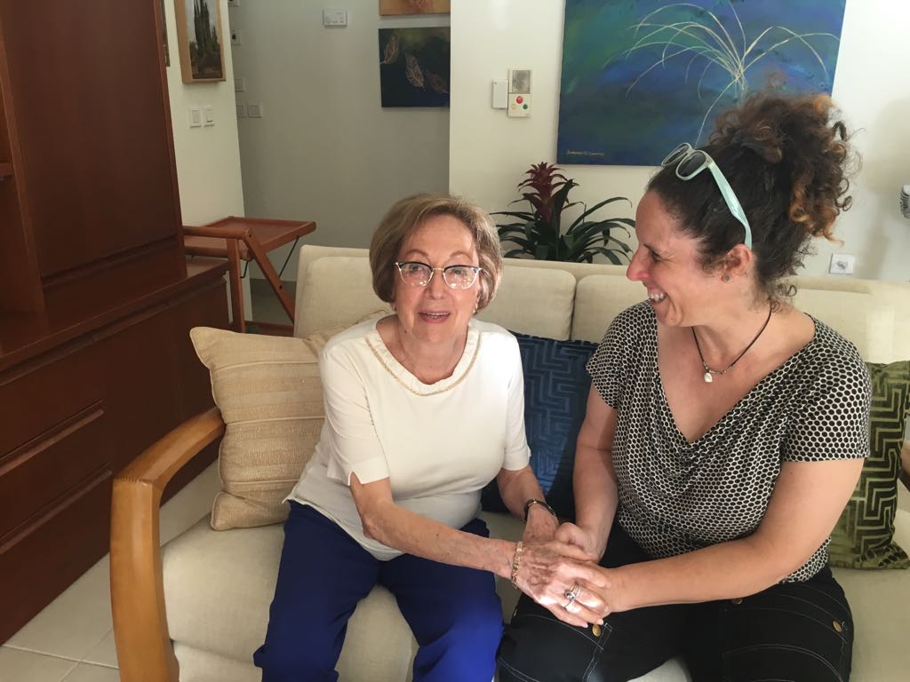 עם עפרה קינן