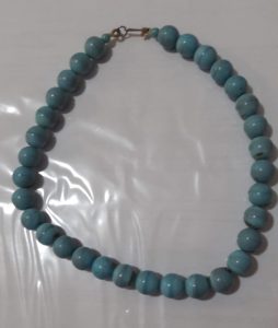 חרוזים בשרשרת